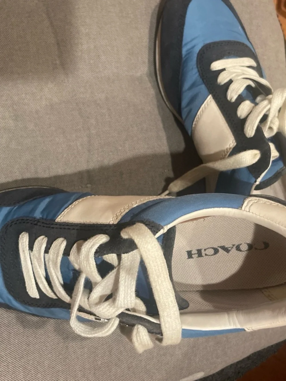 Coach W Blue & White Low-Top Sneaker